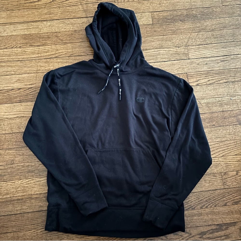 Athletic Champion hoodie with logo M #streetwear #loungewear